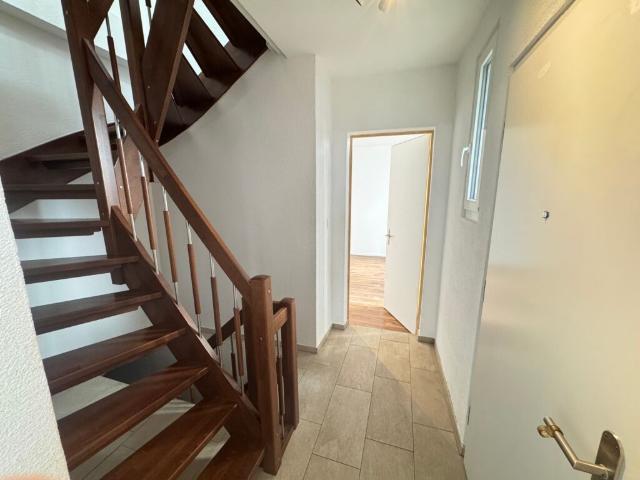 Gratis Nettomietzins Wohnung mit Hauscharakter