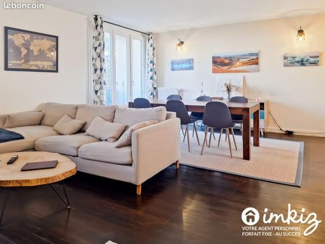 Gratte ciel T3 70 m² avec balcon, DPE C