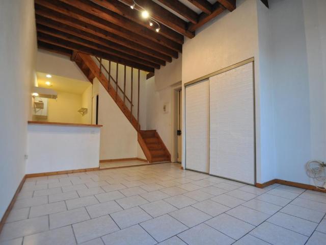 GRATTE CIEL/ RUE PAUL LAFARGUE DUPLEX T2 39,2 m²