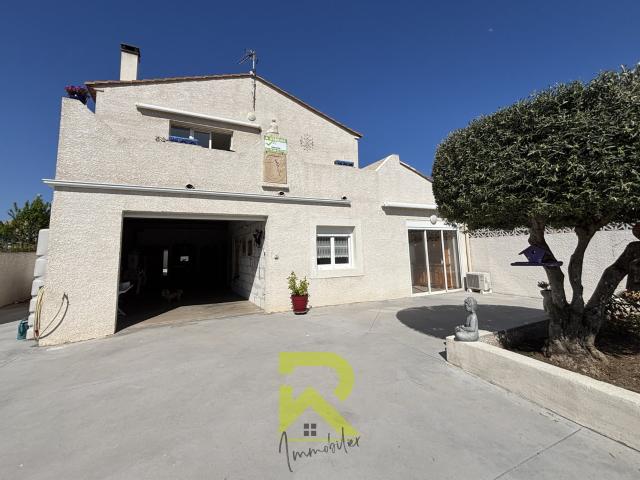 Grau d'Agde Maison proche du centre et des plages 169m² Grau d'Agde