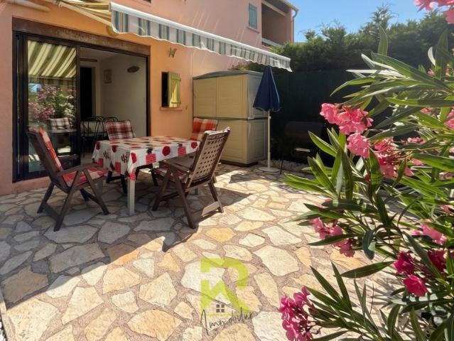 GRAU D'AGDE T2 en rdc avec une belle terrasse et parking pri