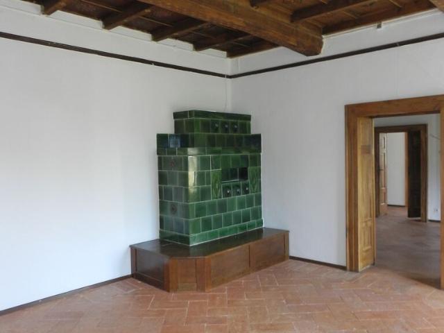 Attic flat with 5.5 rooms for rent in Gravesano 220 m² | dreamo. Ch
