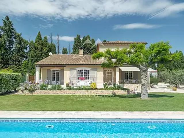 Graveson 13690 Achat / Vente maison 6 pièces t6 piscine