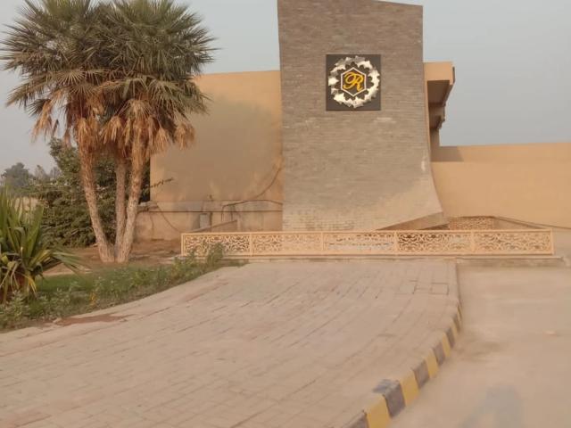 Gray structure Faisalabad Lower Canal Road ID 74402