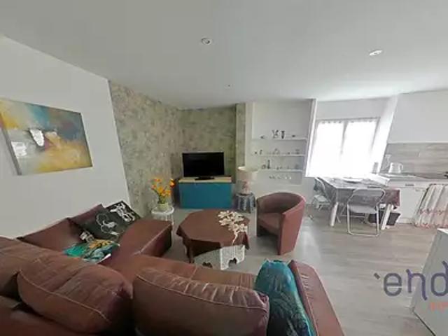 Gray 70100 Achat / Vente appartement 3 pièces t3 au dernier étage terrasse