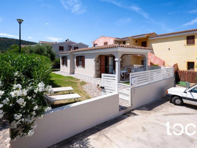 Graziosa villetta con giardino privato m² Budoni