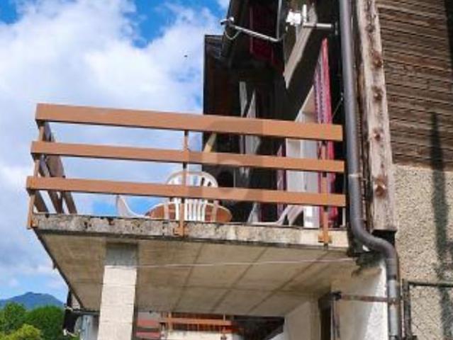 Graziosa con terrazza e vista aperta
