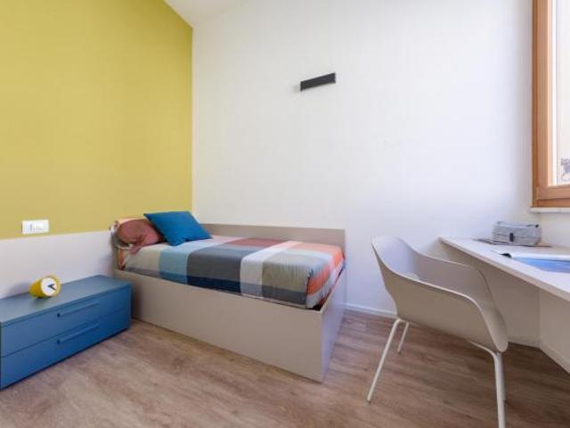 Graziosa singola in studentato [FE_ARM11 5_S2]