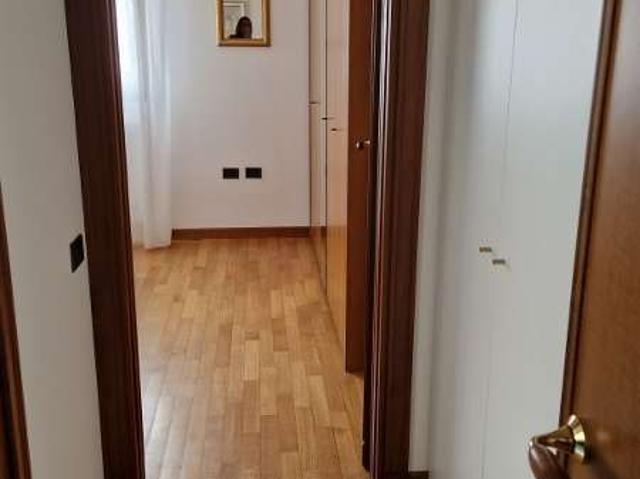 GRAZIOSO APPARTAMENTO CON GARAGE