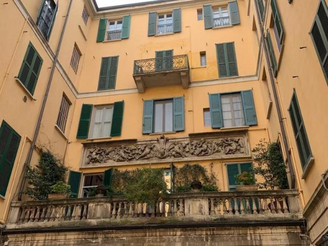 grazioso bilocale in via Pontaccio