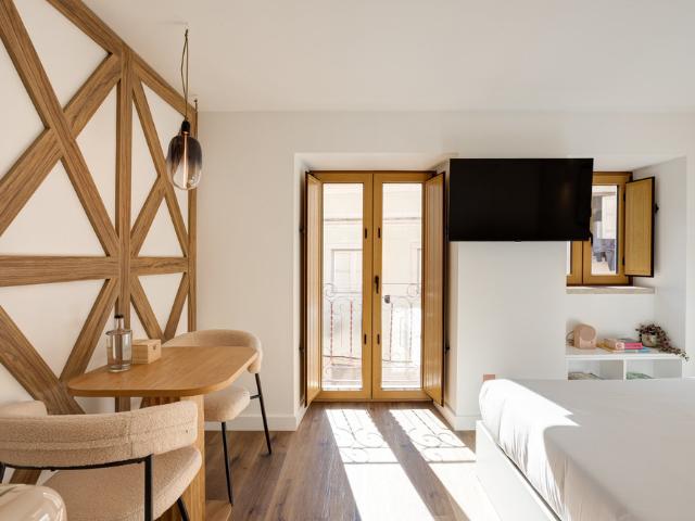 Graça Gate | Mouraria Bright Studio
