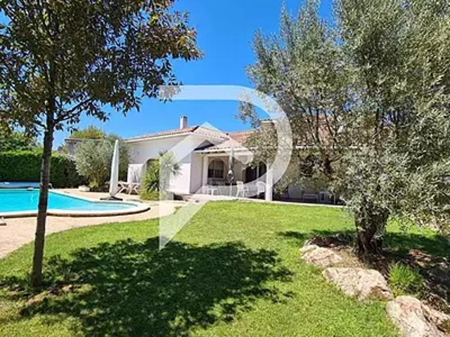 Grabels 34790 Achat / Vente maison 5 pièces t5 au dernier étage piscine