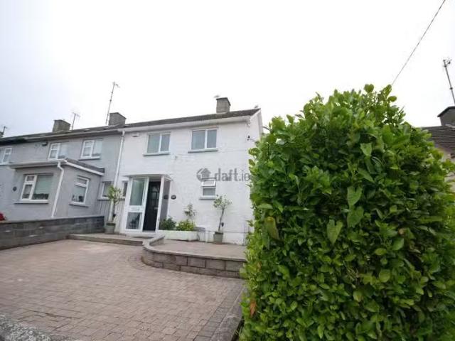Grace O'Malley Road, Howth, Dublin 13 is for rent