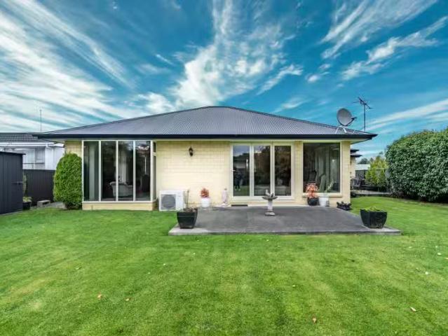 GRACEFUL ON GEORGE – First National Real Estate