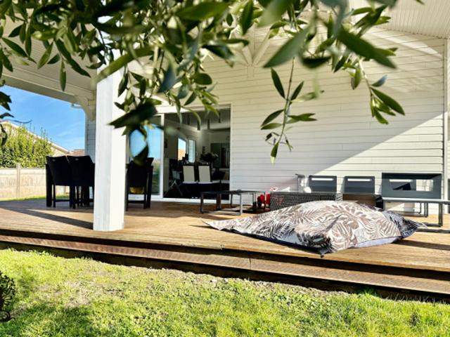 GRADIGNAN BEAUSOLEIL: Maison moderne, 5 chambres, jardin, terrasse terrain 900m²