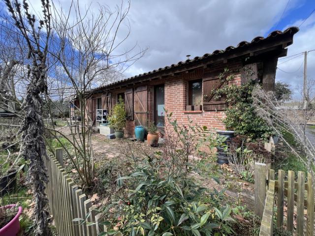 Gragnague: Maison T4 à rénover sur 600m2 de terrain