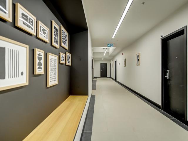 Gramercy Residences 2 Bedroom Apartment for Rent at 1950 1900 1950 Sherbrooke West, Montréal, QC H3H 1E7