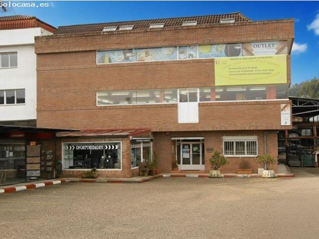 ¡Gran nave industrial en Redondela con contrato de alquiler!