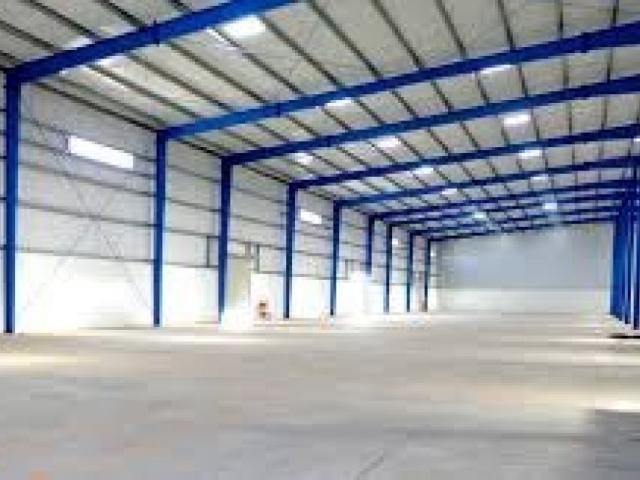 Gran nave idónea para gimnasio