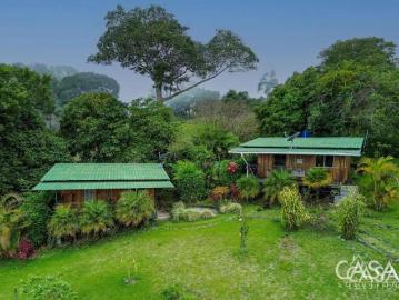 Gran Oferta! Propiedad en venta con casa y apartamento en El Salto, Boquete