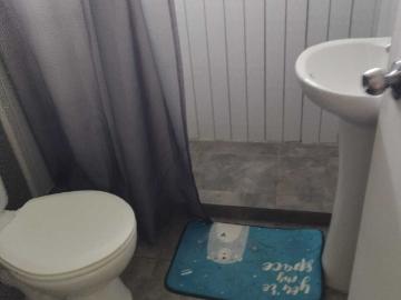 Gran oportunidad: Ofrezco para la venta parcela con casa y cabañas