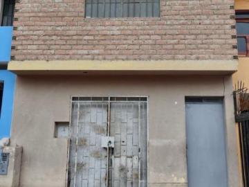 ¡Gran Oportunidad! Casa como Terreno de 100 m² en Villa El Salvador