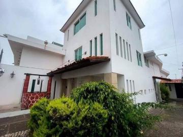 GRAN OPORTUNIDAD CASA EN VENTA JARDINES DE SANTIAGO