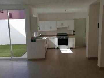 Gran Oportunidad Casa Frente a Parque con recámara en Planta Baja