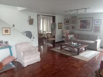 ¡Gran Oportunidad! Casa Remodelada en La Aurora, 4D+2C, Seguridad 24/7
