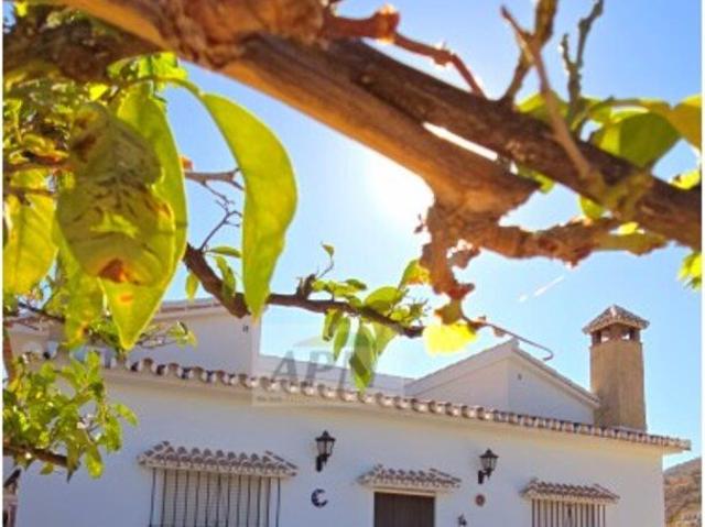 Gran oportunidad de adquirir una propiedad en el campo con d. 86m² Alora