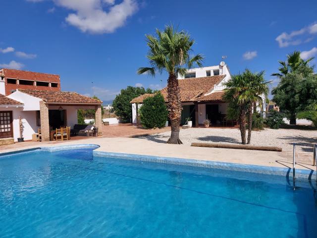 Gran Oportunidad De Chalet De Lujo 500m² Calasparra