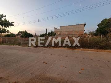 ¡Gran Oportunidad de Inversión! Terreno en Esquina con Alto Potencial Comercial y Habitacional en Ocotlán de Morelos