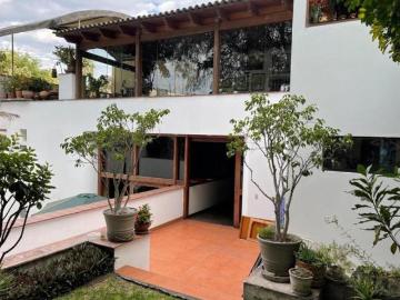 ¡Gran Oportunidad de Inversión en La Aurora! casa como Terreno de 600 m² en Av. Principal