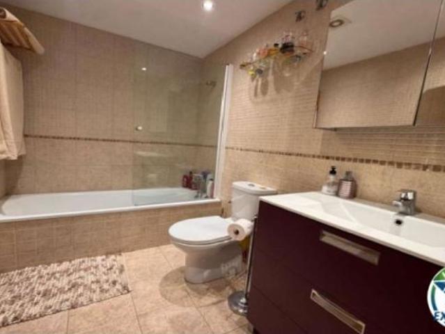 Gran oportunidad en Santa Margarita: apartamento con jardín y piscina