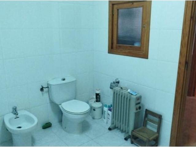 GRAN OPORTUNIDAD EN SANTOMERA CASA DE PUEBLO