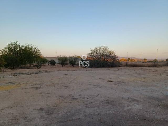 ¡Gran oportunidad en venta de un solar en el Pareton!
