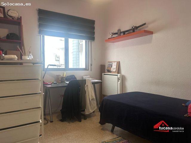 ✨ GRAN OPORTUNIDAD EN ZONA AVDA. BARCELONA: Amplio piso de 4 dormitorios con terraza y ascensor