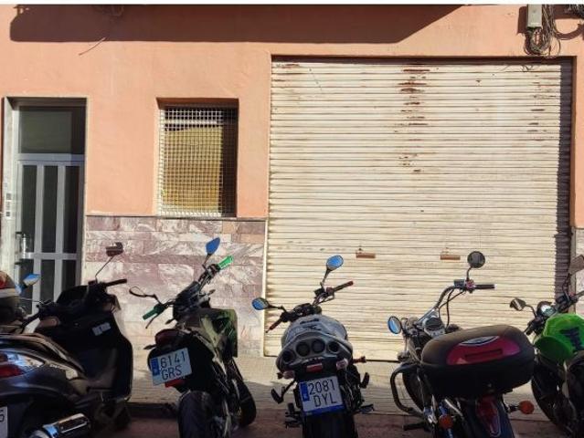 ¡GRAN OPORTUNIDAD! LOCAL EN VENTA EN ELCHE