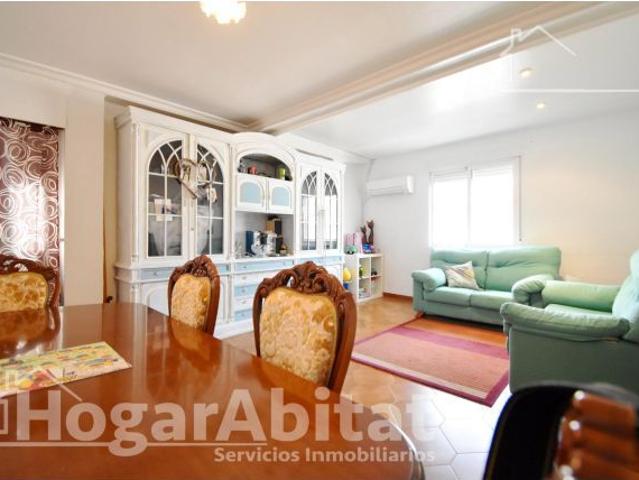 ¡GRAN OPORTUNIDAD! PRECIOSO, ECONÓMICO Y LUMINOSO EN PLENO CENTRO