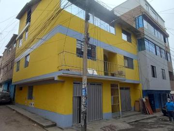 Gran oportunidad! venta de Casa de 3 pisos