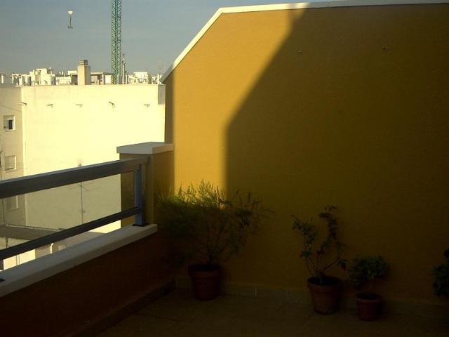 GRAN ÁTICO DE 3 DORMITORIOS A 600 METROS DEL MAR ZONA TORREVIEJA