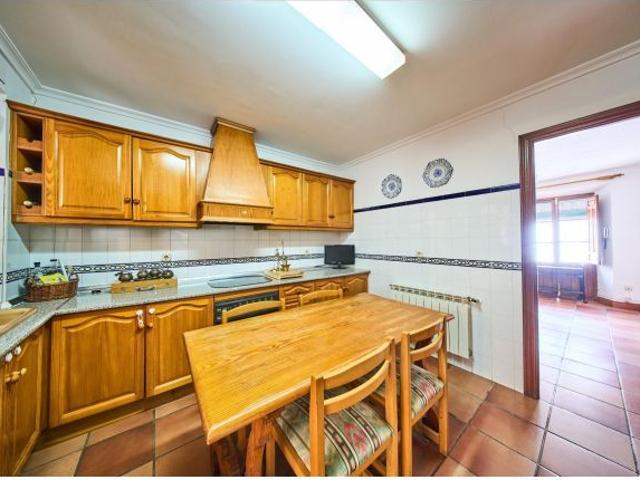 Gran casa con múltiples posibilidades en el corazón de Alhama de Granada