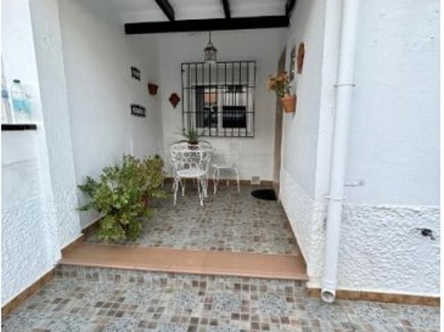 Gran casa con patio en Vélez Málaga