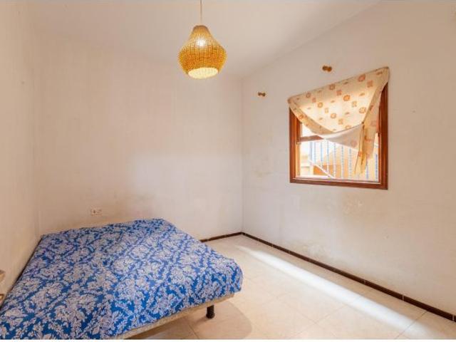 Gran casa con terrazas y enorme potencial en Tegueste