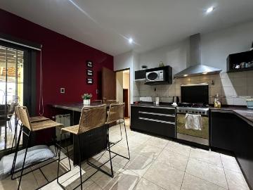 Gran casa chacras de coria!