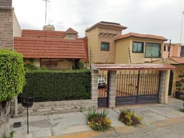 ¡Gran Casa Adjudicada! ¡En Remate Bancario, Cesión Ante Notario!