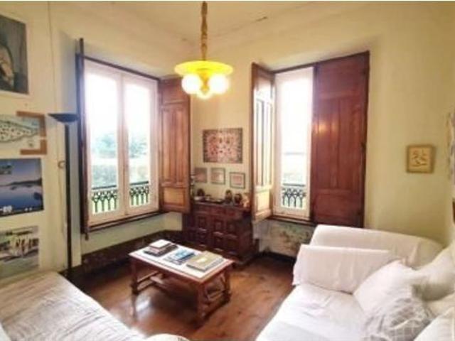 GRAN CASA AL LADO DE LA PLAYA DEL MURALLÓN, TAPIA DE CASARIEGO