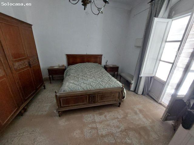 Gran casa de 320m en el centro de Vera