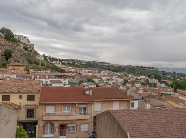 Gran Casa en Alfacar con Vistas a la Montaña!