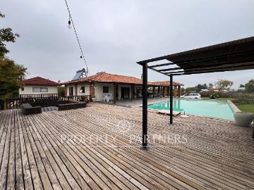Gran casa en exclusivo condominio cerca de Curicó